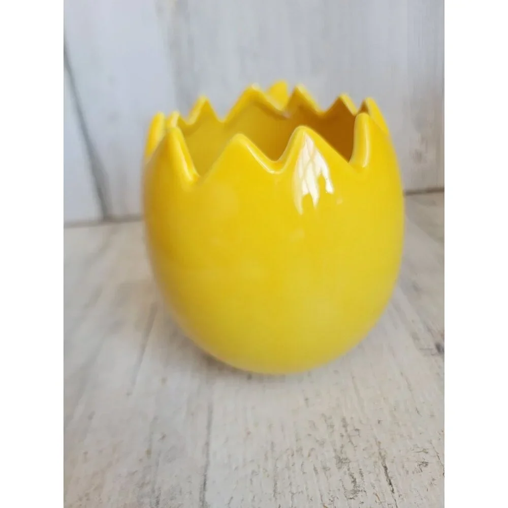 Teleflora yellow chick egg plants holder vintage easter‎ spring